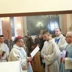 Gnojnik. Poświęcenie ołtarza MB Częstochowskiej i św. Jana Pawła II