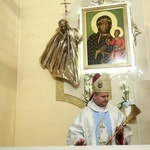 Gnojnik. Poświęcenie ołtarza MB Częstochowskiej i św. Jana Pawła II