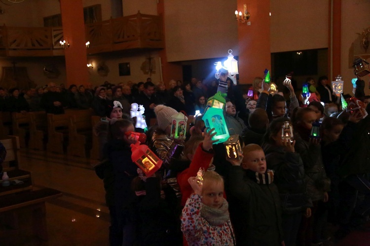 Gnojnik. Poświęcenie ołtarza MB Częstochowskiej i św. Jana Pawła II