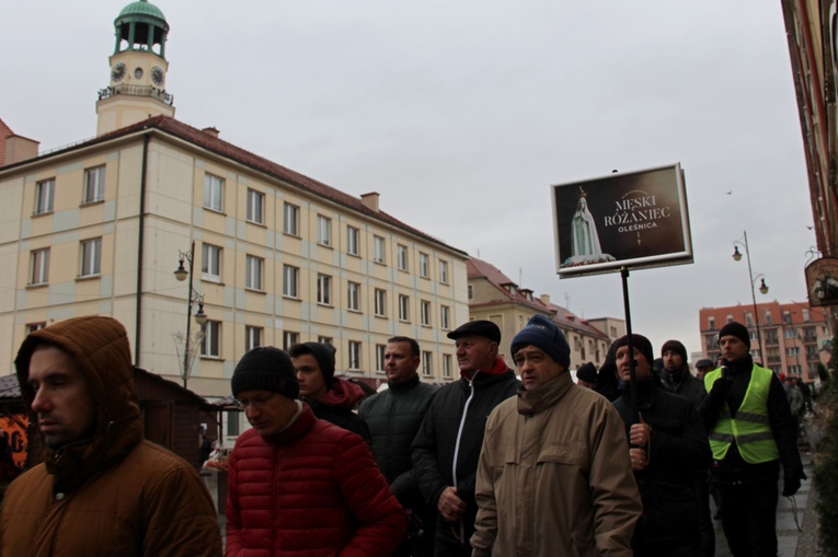 Męski Różaniec w Oleśnicy