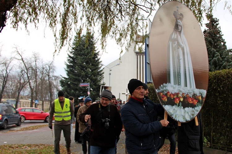 Męski Różaniec w Oleśnicy