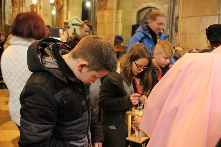 Betlejemskie światełko pokoju we Wrocławiu