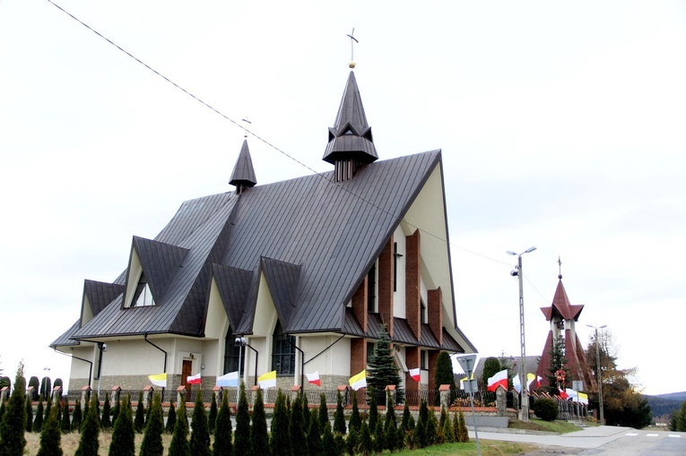 Cieniawa. Poświęcenie polichromii