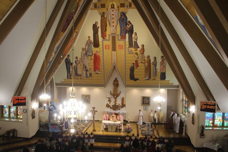 Cieniawa. Poświęcenie polichromii