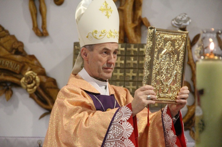 Cieniawa. Poświęcenie polichromii