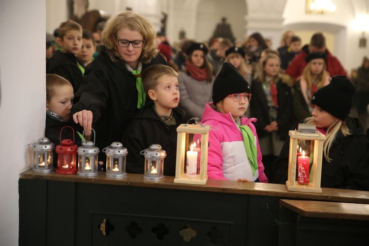 Betlejemskie Światełko Pokoju w Sandomierzu