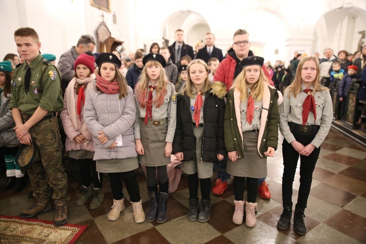 Betlejemskie Światełko Pokoju w Sandomierzu