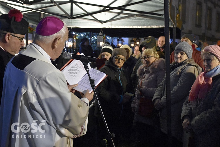 Spotkanie opłatkowe w Strzegomiu z "Golec uOrkiestrą"