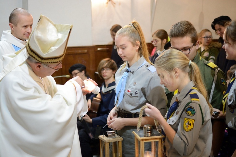 Betlejemskie Światło Pokoju w Opolu