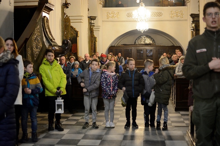 Betlejemskie Światło Pokoju w Opolu