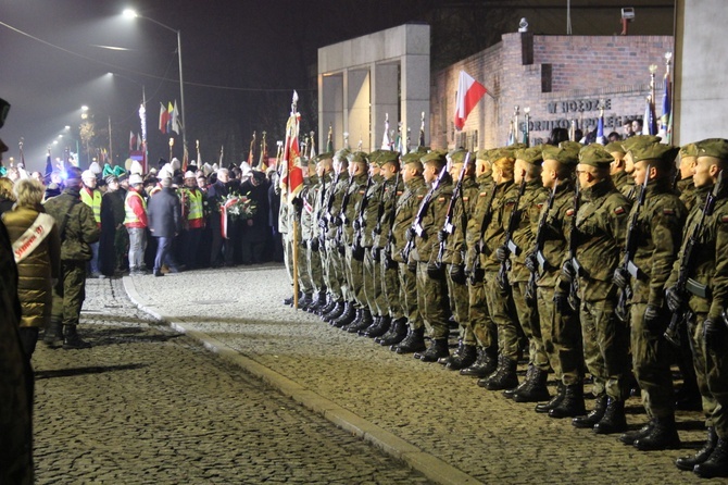 38. rocznica masakry na kopalni Wujek - uroczystości pod krzyżem