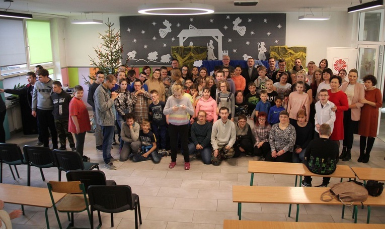 Licealiści KTK dla młodych z Ośrodka Szkolno-Wychowawczego w Żywcu