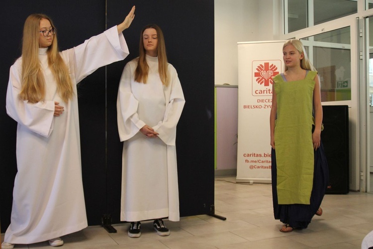 Licealiści KTK dla młodych z Ośrodka Szkolno-Wychowawczego w Żywcu