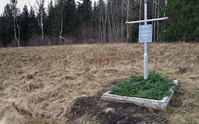 Poświęcenie krzyża pamiątkowego w miejscu górniczej tragedii