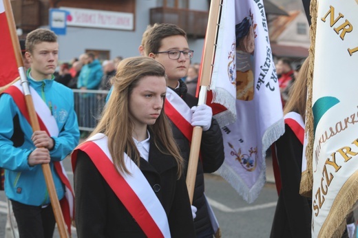 Ostatnie pożegnanie rodziny śp. Kaimów - ofiar wybuchu w Szczyrku