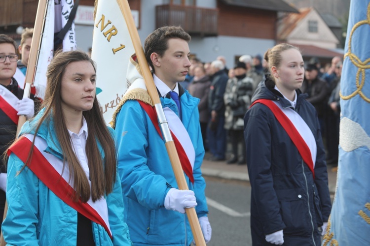 Ostatnie pożegnanie rodziny śp. Kaimów - ofiar wybuchu w Szczyrku