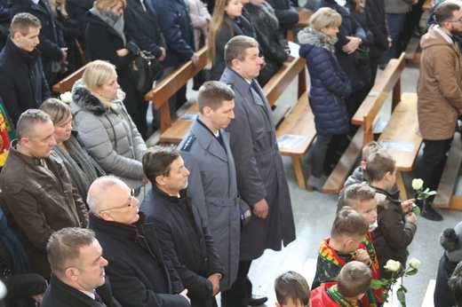 Ostatnie pożegnanie rodziny śp. Kaimów - ofiar wybuchu w Szczyrku