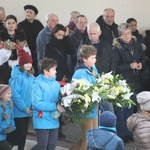 Ostatnie pożegnanie rodziny śp. Kaimów - ofiar wybuchu w Szczyrku