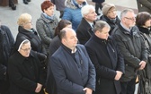 Ostatnie pożegnanie rodziny śp. Kaimów - ofiar wybuchu w Szczyrku