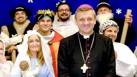 Bp Roman Pindel: Trzeba umieć cieszyć się jak dzieci