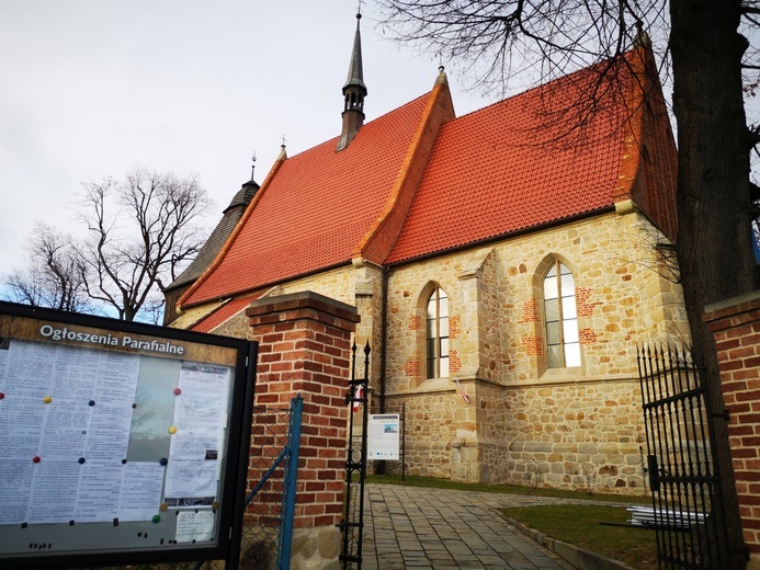 Szopka i kiermasz w Dębnie