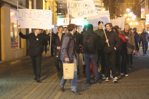 III gra miejska "Tropami Solidarności" w Bielsku-Białej