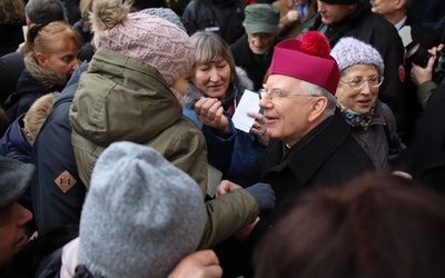 Na krakowskim Rynku Głównym odbył się coroczny opłatek prezydencki