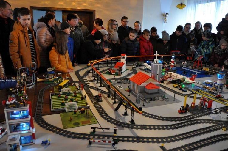 Dąbrówka z klocków robi wrażenie