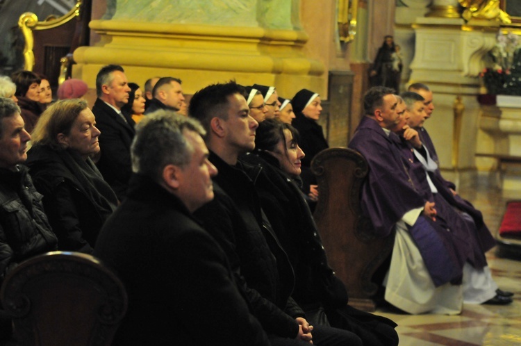 Pogrzeb śp. ks. prał. Czesława Szczęsnego.