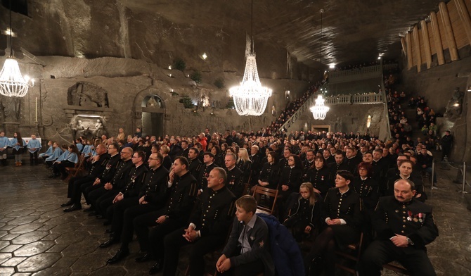 W Kopalni Soli "Wieliczka" odbyła się tradycyjna górnicza Pasterka