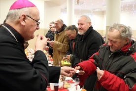 Wigilia dla samotnych i ubogich w warmińskiej Caritas 