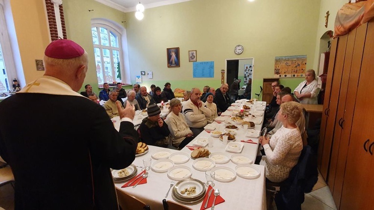 Bp Ignacy z ubogimi w Świdnicy.