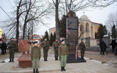 Rudnik nad Sanem: Odsłonięcie pomników