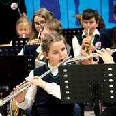 Orkiestry dęte działają w czterech wrocławskich placówkach, m.in. w Zespole Szkół Salezjańskich „Don Bosco”. Na zdjęciu uczniowie prezentują efekty swojej pracy.