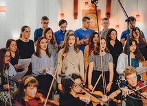 Nagrania trwały cztery wieczory. Studiem były mury kościoła św. Macieja, czyli miejsce, w którym pieśni brzmią podczas liturgii.