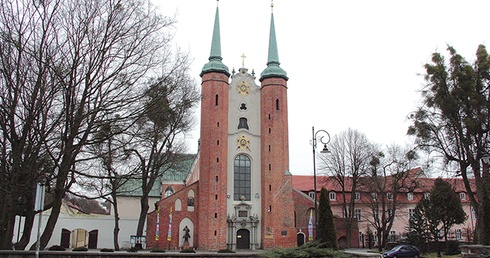 Najważniejszym domem Bożym na Pomorzu jest świątynia w Gdańsku- -Oliwie.