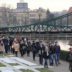 ESM Wrocław 2019. Modlitwa południowa we wrocławskich kościołach i konferencja prasowa