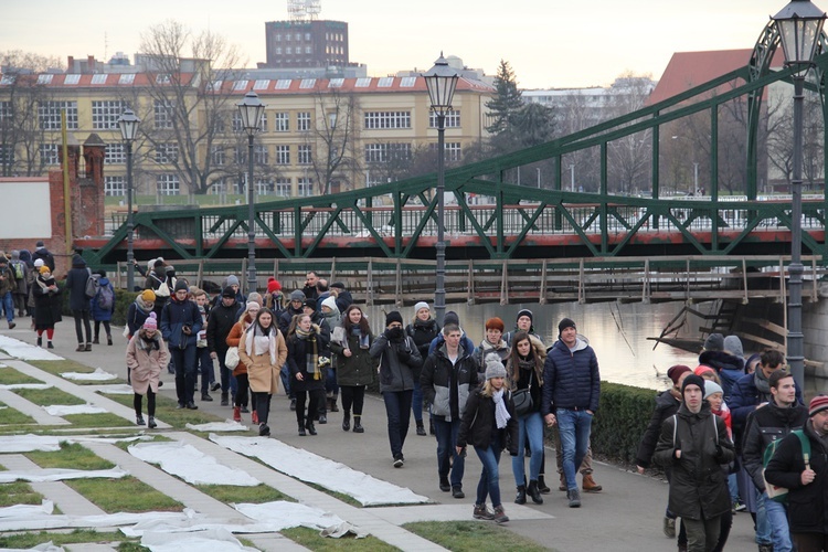 ESM Wrocław 2019. Modlitwa południowa we wrocławskich kościołach i konferencja prasowa