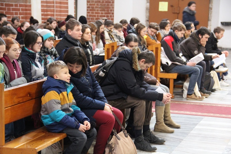 ESM Wrocław 2019. Modlitwa południowa we wrocławskich kościołach i konferencja prasowa