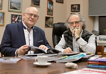 Janusz Nowak  i Marek Rapnicki  – redaktorzy „Almanachu Prowincjonalnego”.