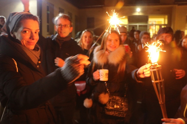 ESM 2019. Święto narodów - sylwester Taize na Karłowicach