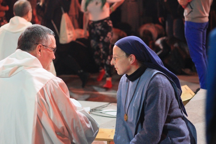 Taizé - Wrocław. Wieczorna modlitwa z bratem Aloisem, przeorem Wspólnoty.