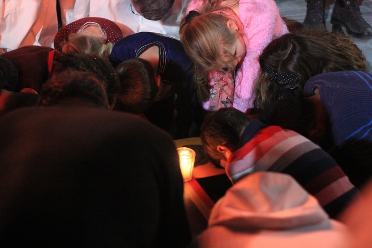 Taizé - Wrocław. Wieczorna modlitwa z bratem Aloisem, przeorem Wspólnoty.