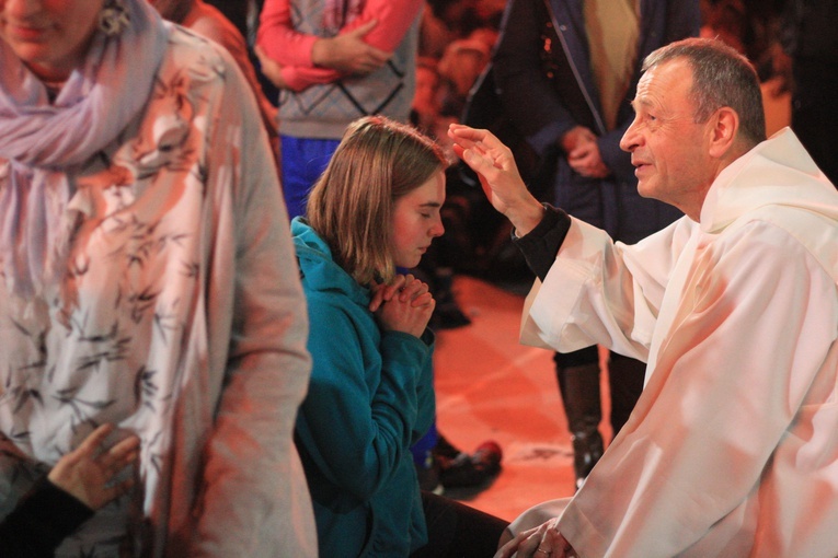 Taizé - Wrocław. Wieczorna modlitwa z bratem Aloisem, przeorem Wspólnoty.