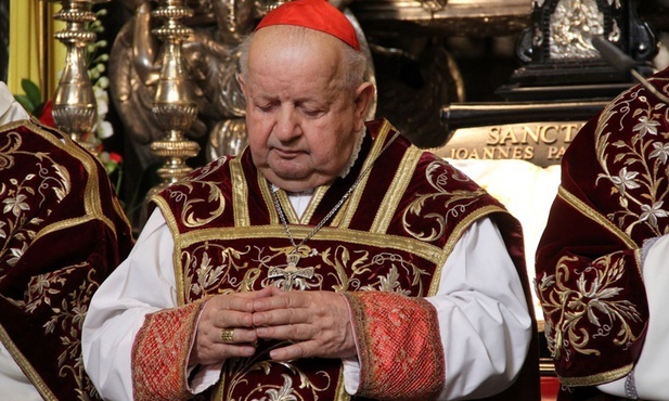 Kard. Dziwisz: Naszym zadaniem jest budowanie pokoju