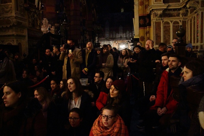 Spotkanie z braćmi z Taizé w kościele Mariackim w Krakowie