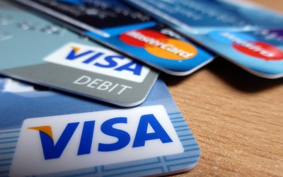 Sąd odebrał zakupoholiczce dostęp do kart płatniczych