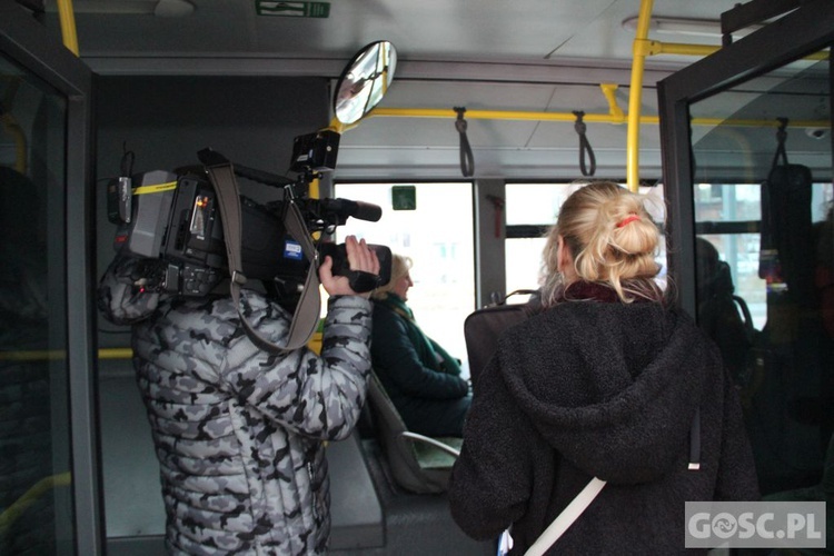 Zielonogórskie "Kolędowanie w Autobusie"