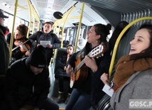 Zielonogórskie "Kolędowanie w Autobusie"