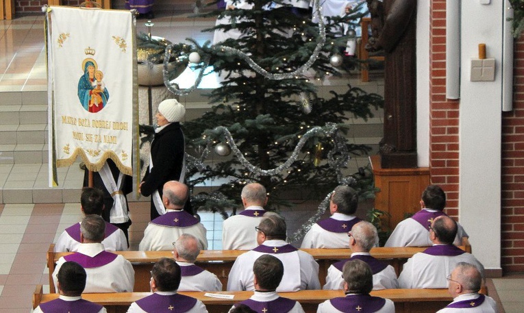 Pogrzeb śp. o. Janusza Cechowego SJ